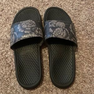 Nike black floral slides